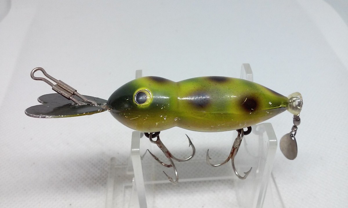 Vintage WHOPPER STOPPER HELLBENDER Spotted Frog 2 1/8