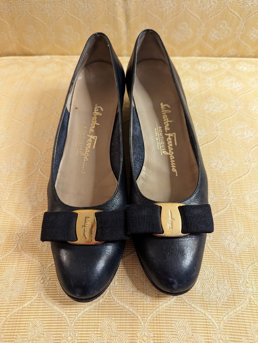 Salvatore Ferragamo Women's Shoes Lillaz Navy Calf Leather Salvatore Ferragamo Women's Shoes Lillaz Navy Calf Leather