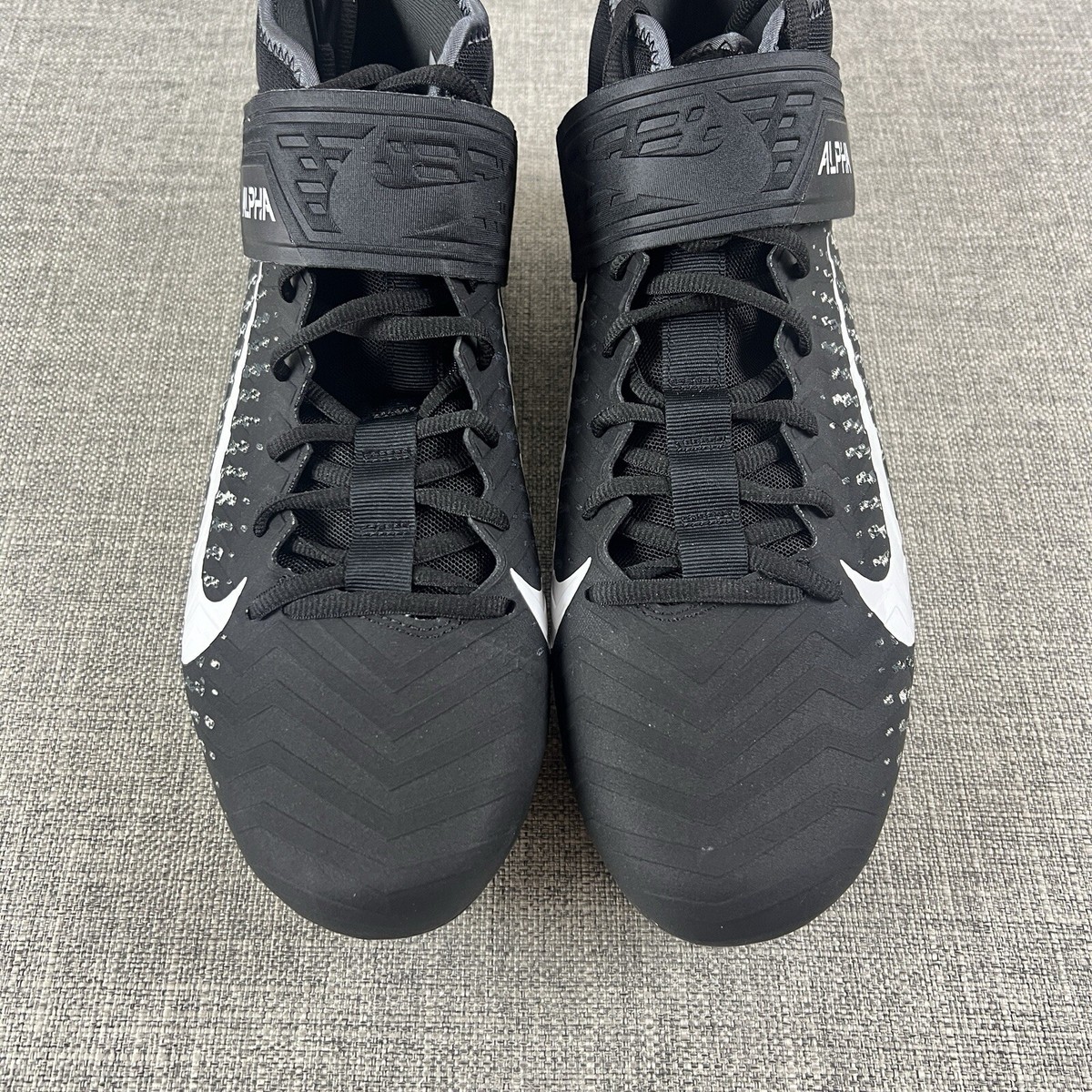 Nike Alpha Menace Pro 2 Mid Football Cleats Black White Men's Sz