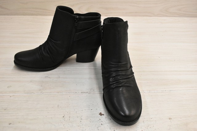 naturalizer reagan bootie