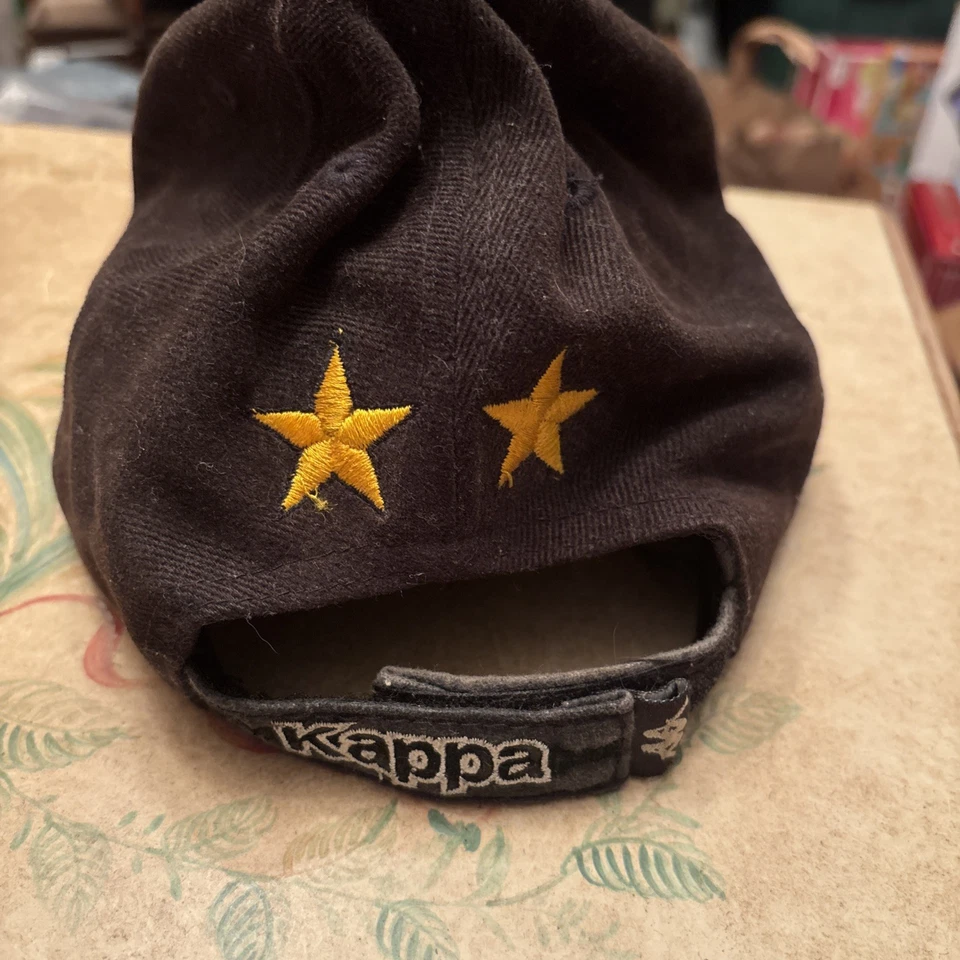 Juventus Kappa Sombrero Negro Fútbol Gorra Ajustable Omini Logo 2 Estrellas Foto 2 de 3