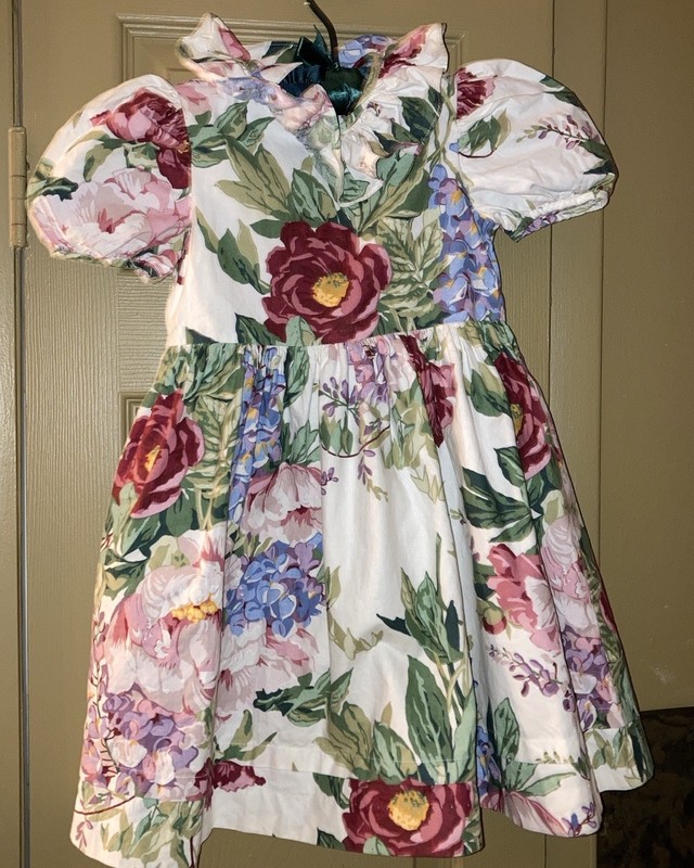 Plum Pudding Ltd Girls Floral 6 Cotton Puff Sleeves