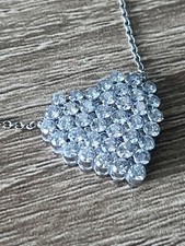 Radiant 18K White Gold Diamond Heart Necklace