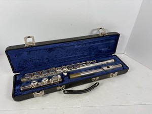 美品USAエルクハート フルート ゲマインハート2SP SilverPlated 美品USAエルクハート フルート ゲマインハート2SP SilverPlated 美品