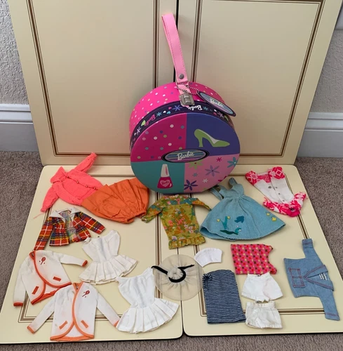 Barbie 35 Pieces **TLC** Vintage Clothing 1960’s-1970’s Lot in a 1998 Hatbox