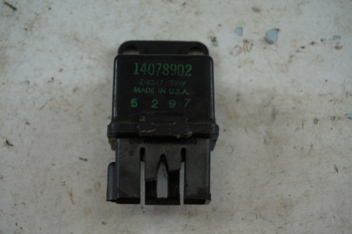 1984-1989 Chevy Corvette C4 Bose Radio Speaker Amp Relay Used OEM 14078902 - Picture 1 of 5