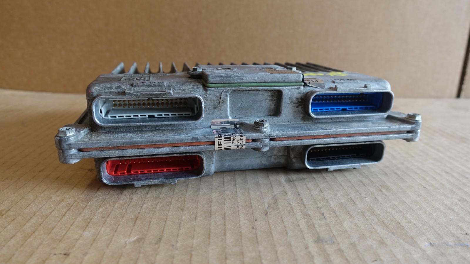 1994-1995 Chevrolet Corvette Engine Computer Module OEM 16181333 105K