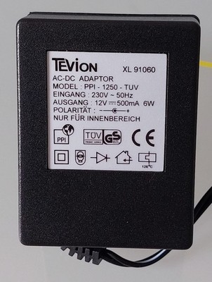 Tevion Netzteil 12V/500 mA 6W  Model: PPI-1250-TUV  AC/DC Adapter  gebraucht.