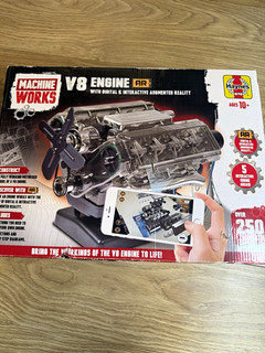 Haynes V8 Engine AR Interactive Educational Model Kit Science/Nature 12 16