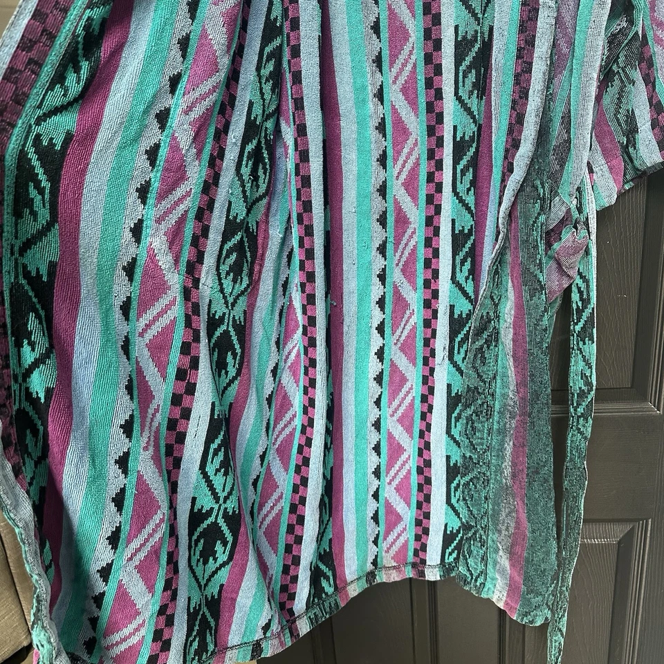 Bata a rayas azteca de rizo de algodón vintage años 90 kimono OS verde azulado, magenta, púrpura Foto 3 de 4