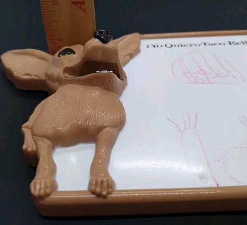 Vintage Cute ¡Yo Quiero Taco Bell! Chihuahua Dog Magnetic Dry Erase Board - 90’s - Picture 6 of 7