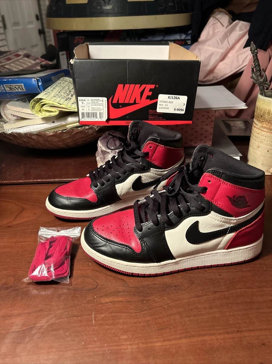 Air jordan 1 retro high og bred hot sale toe retail price