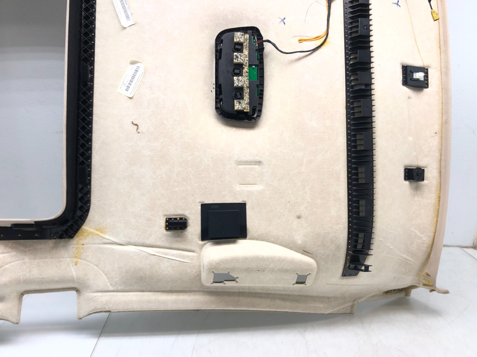 2014-2017 MASERATI GHIBLI S INTERIOR HEADLINER TRIM COVER W/ DOME LIGHT OEM.
