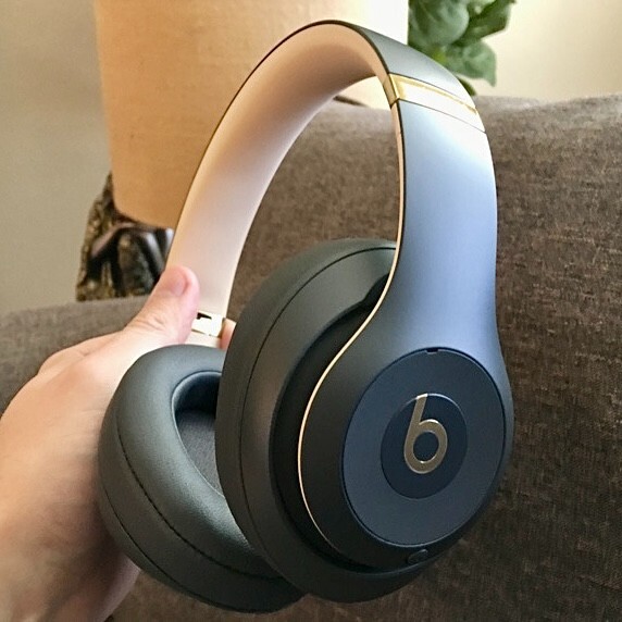 NEW SEALED - Beats Studio3 Wireless Skyline Collection NEW SEALED - Beats Studio3 Wireless Skyline Collection