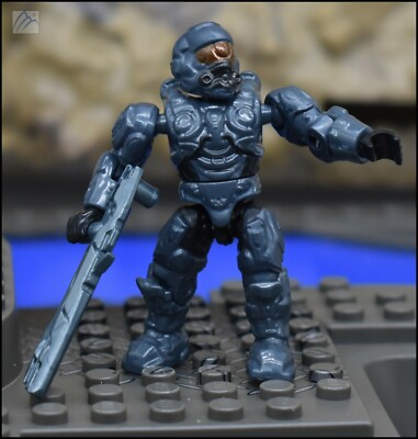 HALO MEGA BLOKS UNSC BLUE STEEL SPARTAN OPERATOR FIGURE 97129 PELICAN GUNSHIP