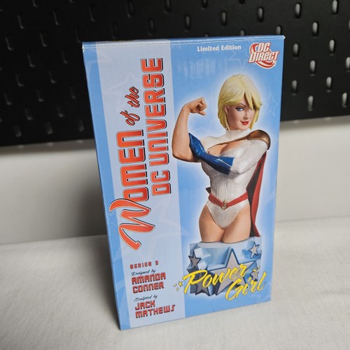 POWER GIRL BUST - WOMEN OF THE DC UNIVERSE - DC DIRECT - LIMITED #2147 / 5000 - Picture 7 of 9