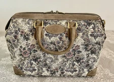 VINTAGE FRENCH LUGGAGE CO GRAY ROSE COSMETIC TRAIN CASE