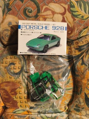 Porsche 928  Maßstab 1:87 Modellbausatz grün - Masudaya Japan