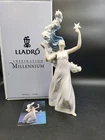 Lladro #6569 Milky Way Inspiration Millennium w/ Box  Retired Porcelain Figurine