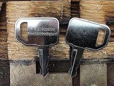 2 keys for John Deere Tractor Ignition replaces OEM part RE183935 - Ships Free!