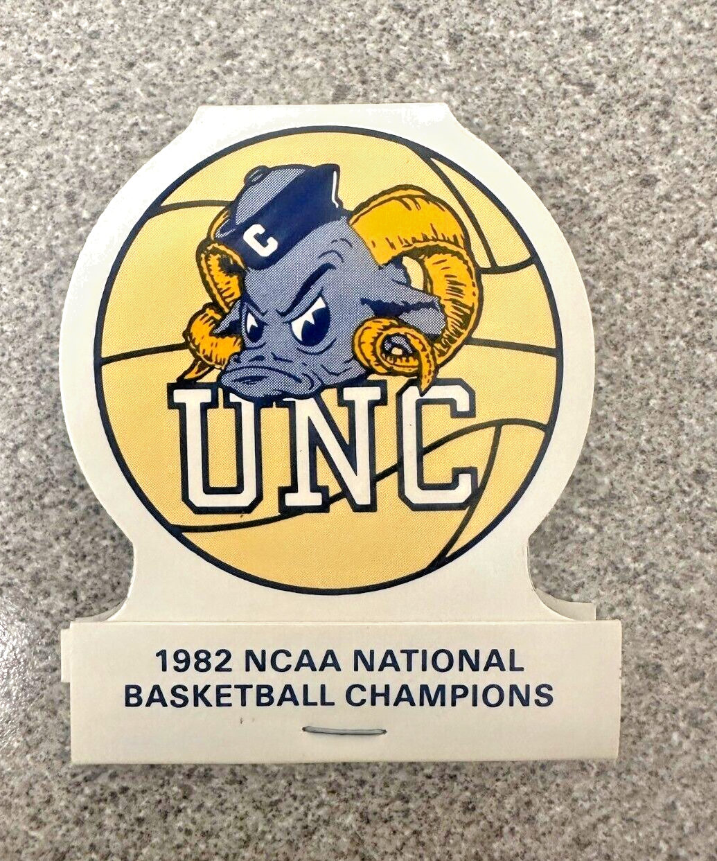 1982 NCAA UNC National Basketball Champions Matchbook-Excellent condition