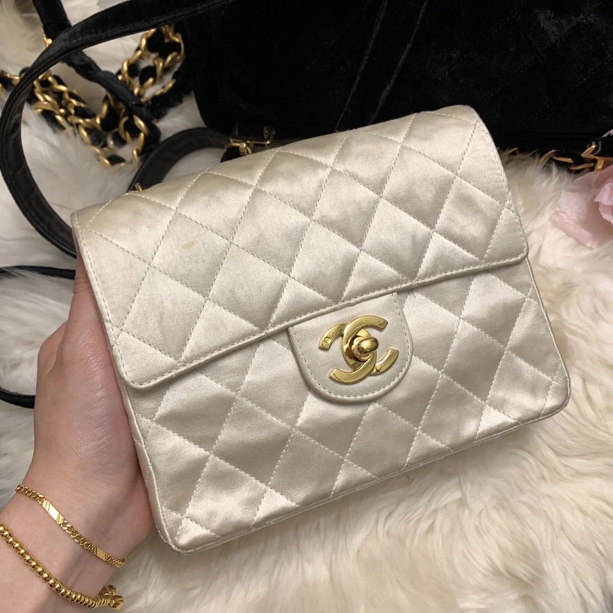 Chanel Vintage White Mini Envelope Flap Bag with 24k Gold Hardware – Sellier