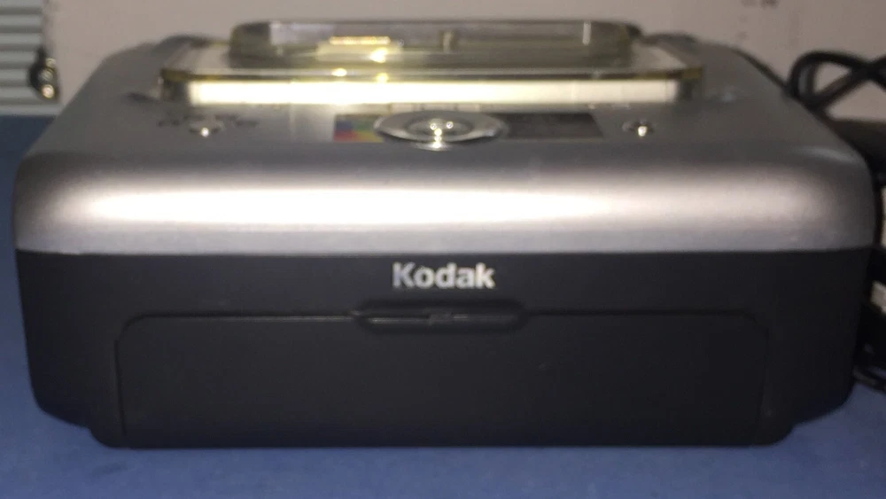 Kodak EasyShare Dock Digital Photo Printer With case