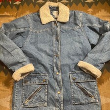 Vintage women's 90s era blue jean Sherpa lined jacket