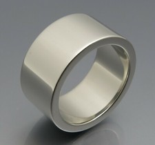 REIF-DESIGN - KLASSISCHER BANDRING - SCHWER UND MASSIV AUS 950 PLATIN