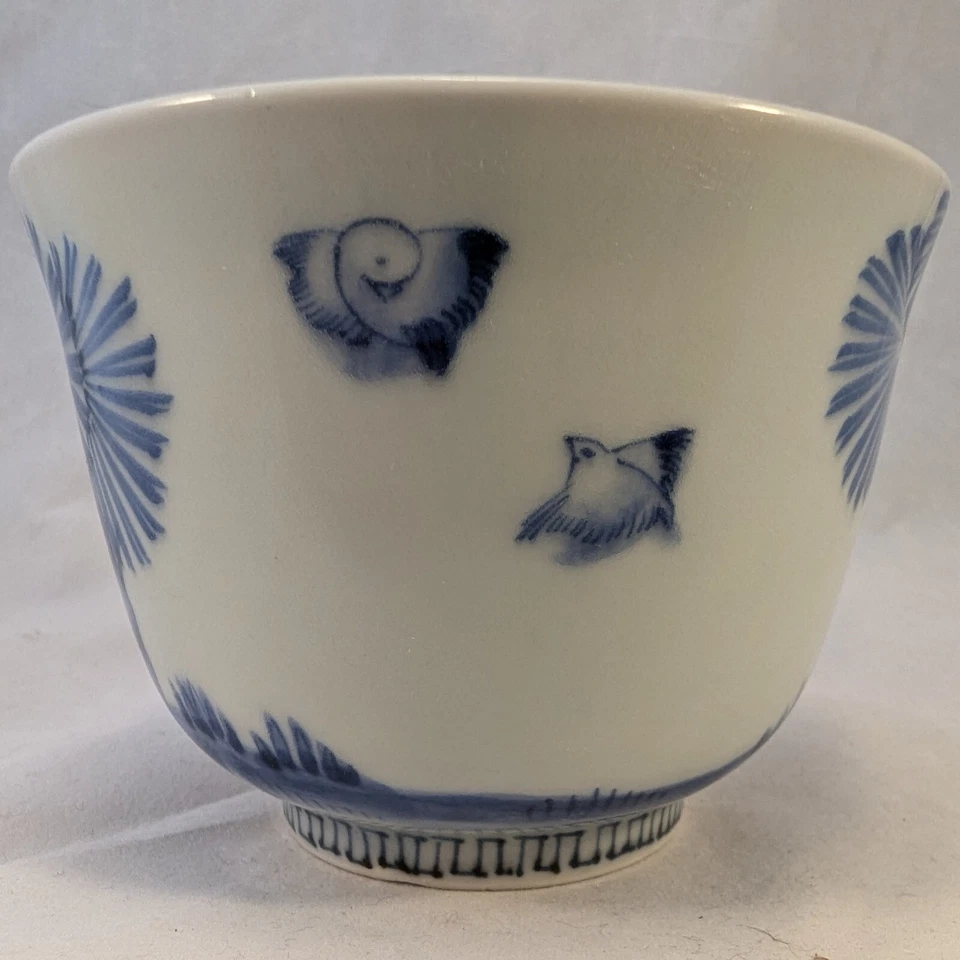 Antique Japanese Edo Arita Imari Porcelain Soba Choko Tea Cup Blue & White Birds - Image 2 of 4