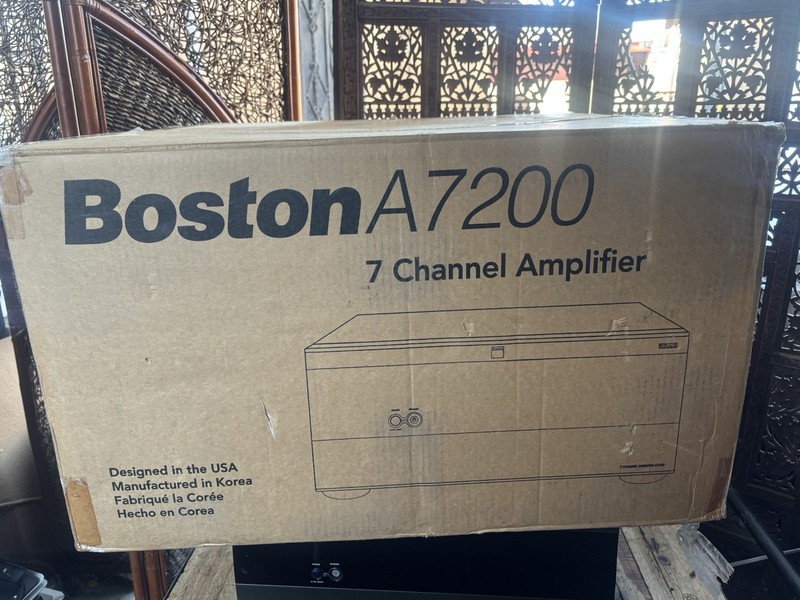Boston Acoustic A7200 7 -ChannelPower Amplifier 120WATTS per  Gannel