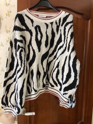 PER UNA JUMPER LADIES SIZE 22-24  APPROX 56  CHEST x  26  LENTH BLACK MULTI MIX.