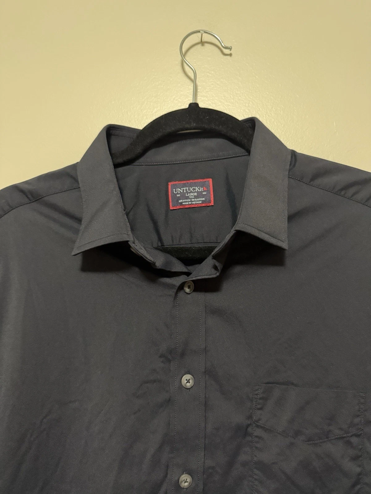 UNTUCKit Gironde Dark Grey Performance Stretch Short Sleeve Shirt Men's Sz Large