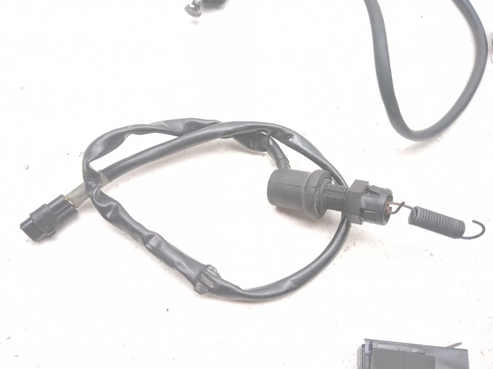 09-16 Yamaha R6 YZF-R6R Juego de sensores de relé soporte luz trasera arranque bocina punta Foto 3 de 4