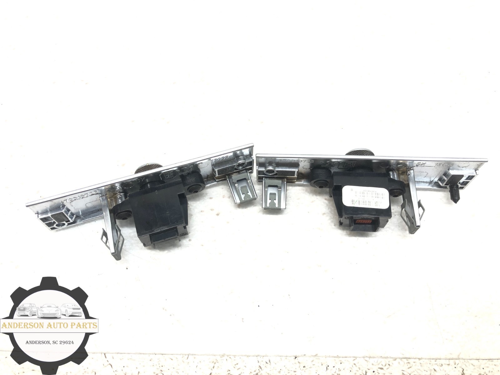 2014-2017 MASERATI QUATTROPORTE RADIO AUDIO CONTROL SWITCH BUTTON SET X2 OEM
