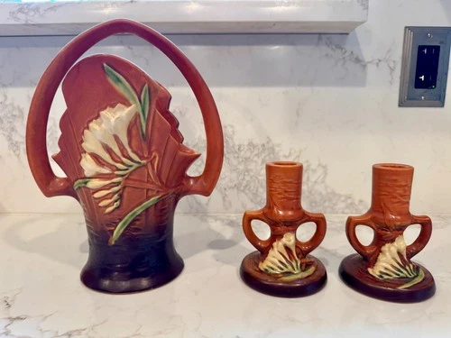 Roseville Freesia Brown 1945 Vintage Art Pottery Ceramic Basket 392-10