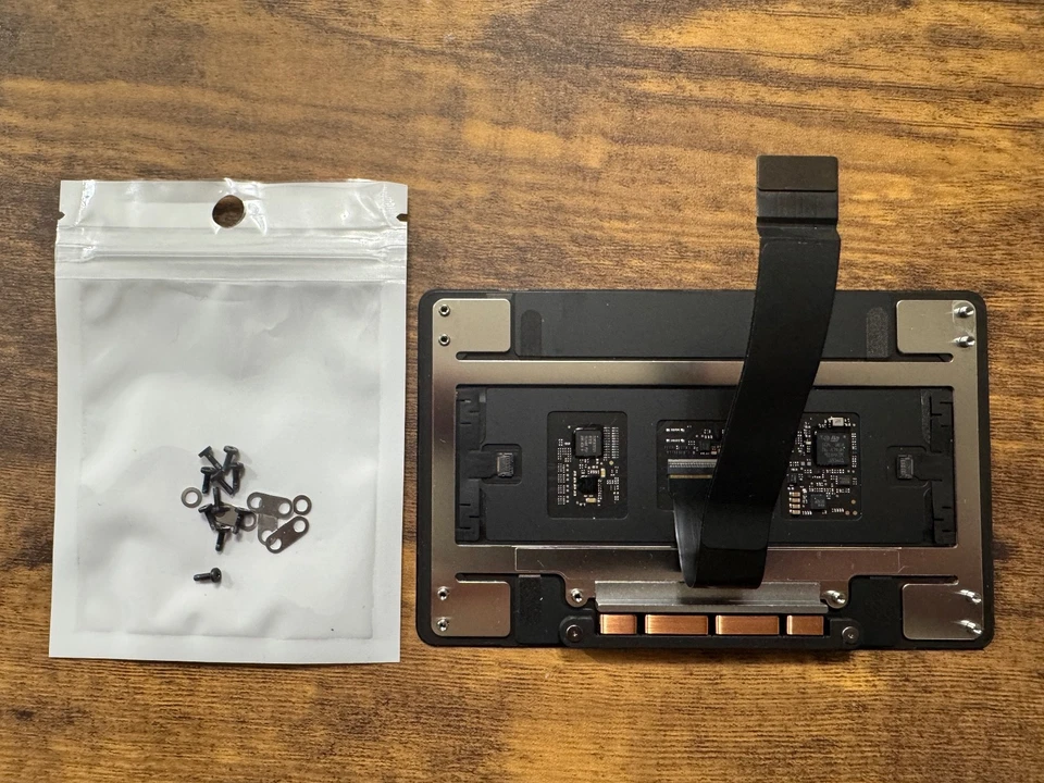 Apple MacBook Pro A2992 14" 2023 Trackpad OEM com Cabo Espaço Preto Genuíno 067 - Imagem 2 de 2