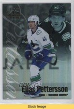 2023-24 Fleer Ultra Flair Showcase Row 1 Showtime Elias Pettersson #18 READ 0qr0