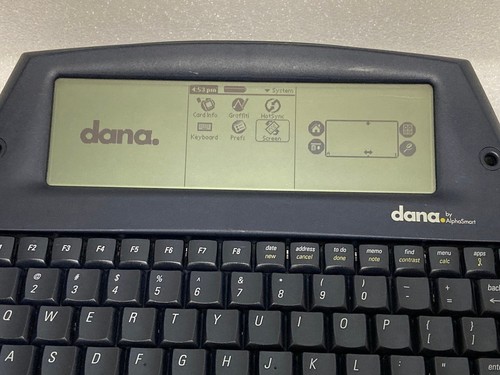 Alphasmart Dana Alternative/Palm Word Processor - Picture 2 of 9