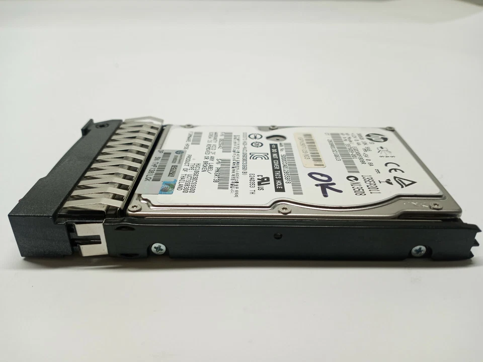 HP Desktop Drive 597609-001 300GB 10000K 3.5" SAS HDD Caddy - Image 4 of 4