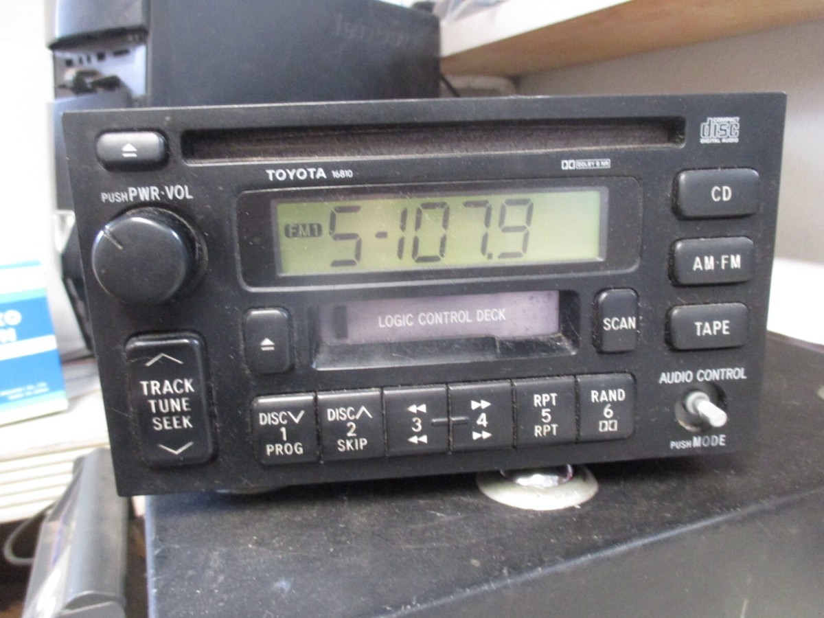 Toyota AM FM Stereo Receiver CD Cassette Deck Avalon Camry 86120
