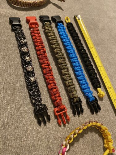 Paracord Survival EDC Bracelet LOT of 7 Handmade USA, adjustable or buckle clasp - Afbeelding 1 van 2