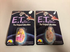 1982 E.T. THE EXTRA TERRESTRIAL THE ORIGINAL COLLECTIBLES HOLDING POPCORN & Dres