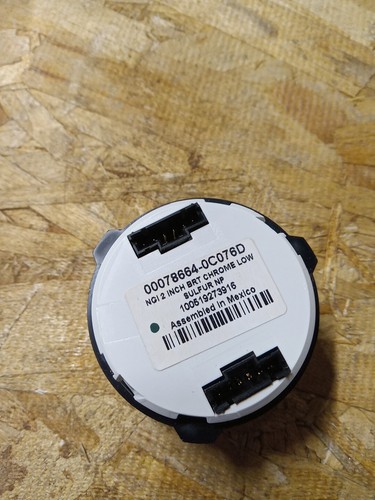 NEW SPARTAN FUEL GAUGE 00078664-0C076D NGI 2 IN - Foto 2 di 3