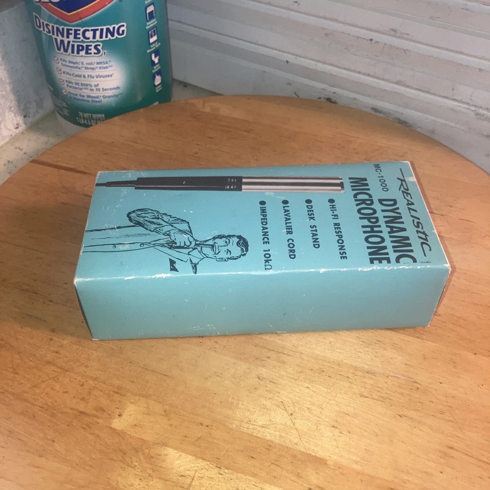 Vintage 1975 NOS Realistic MC-1000 Black Gray Hi-Fi Response Dynamic Microphone - Image 4 of 4