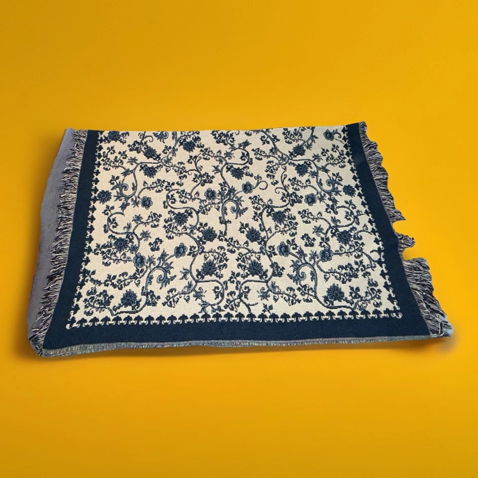 Tapiz floral azul con flecos - 50x70 - algodón - azul y crema - nuevo sin etiquetas Foto 2 de 4