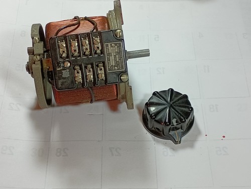 Standard Electric ADJUST-A-VOLT 6570 Autotransformer Variac (METER NOT ...