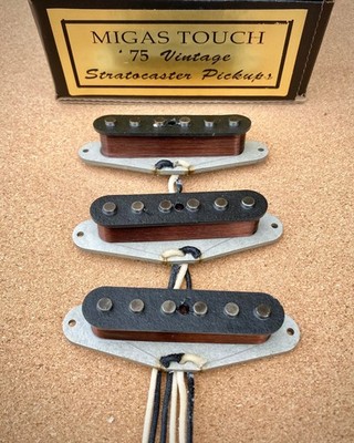 Stratocaster Hand Wound Retro 1975 Spec Guitar Pickup Set Lacquer Potted RW