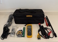 FLUKE BT521 BATTERY ANALYZER W/ ACCESSORIES