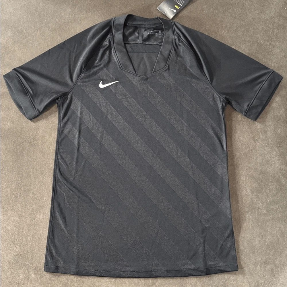 Nike Men Black Challenge lll Jersey Short Sleeve Training Top MEDIUM Dri-Fit NEW